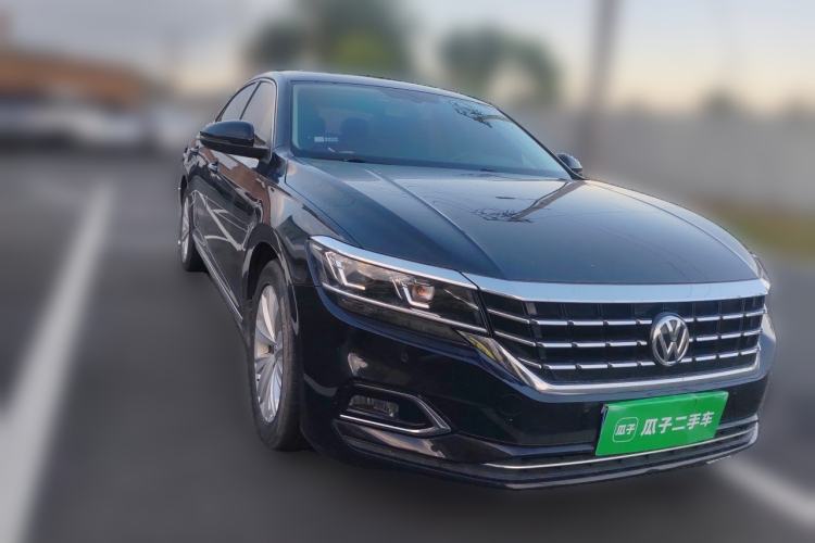 Used Volkswagen Passat 2019 330TSI Elite Edition China V Standard Front Right 45 Deg