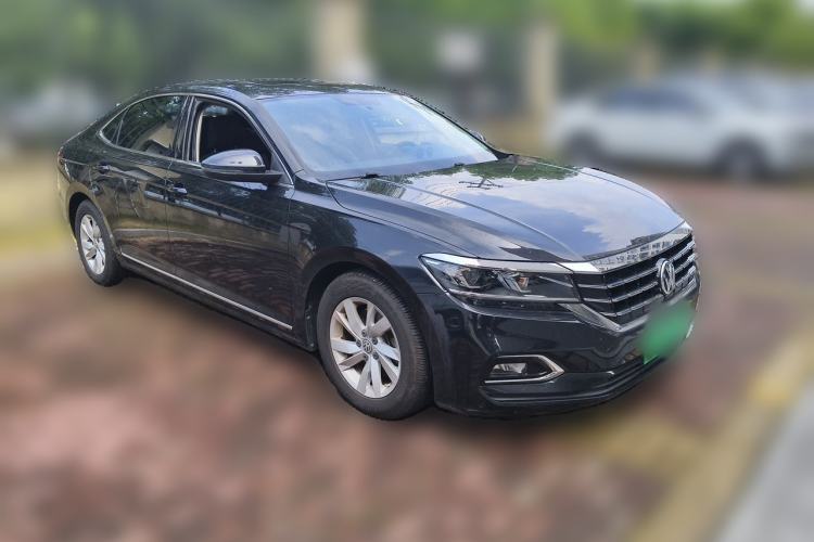 Used Volkswagen Passat 2019 280TSI Business Edition China VI Front Right 45 Deg