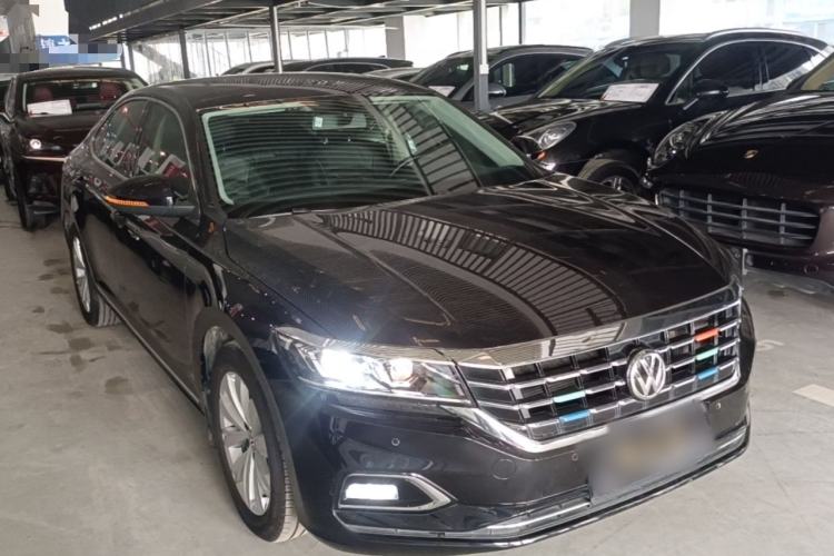 Used Volkswagen Passat 2019 330TSI Elite Edition China V Standard Front Right 45 Deg