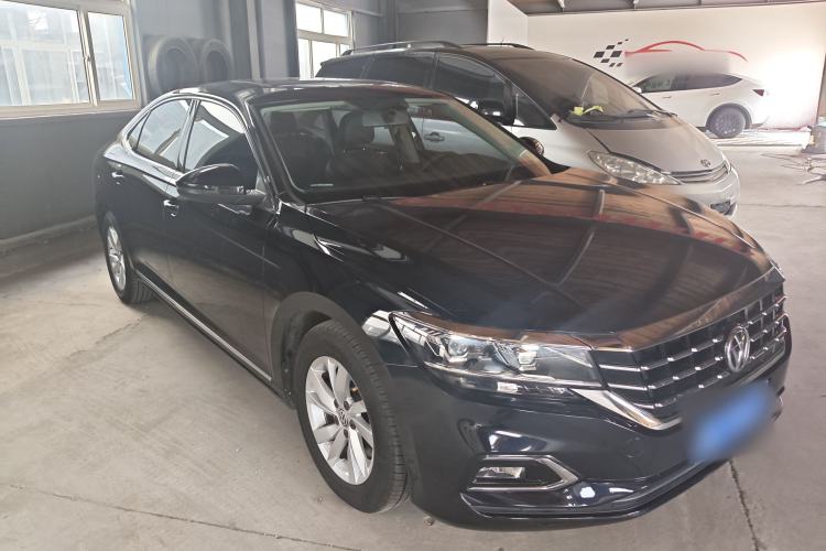 Used Volkswagen Passat 2019 280TSI Business Edition China VI Front Right 45 Deg