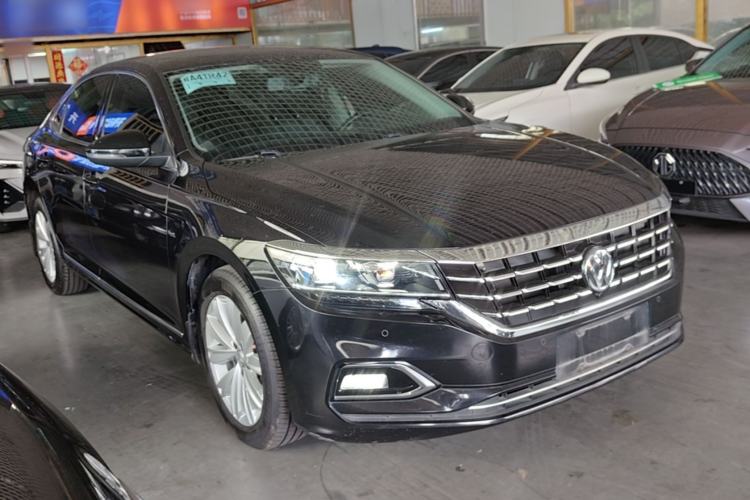 Used Volkswagen Passat 2019 330TSI Elite Edition China V Standard Front Right 45 Deg