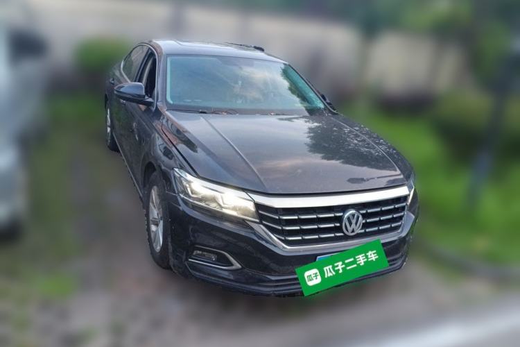 Used Volkswagen Passat 2019 280TSI Business Edition China VI Front Right 45 Deg