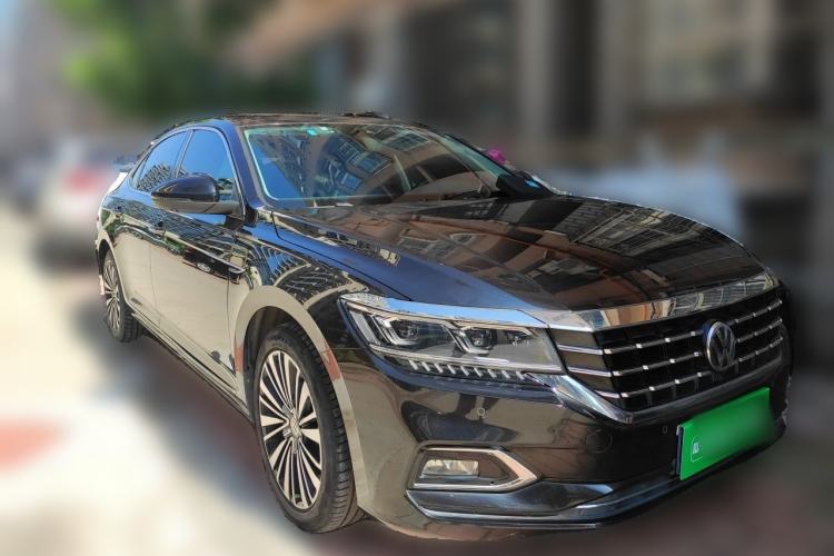 Used Volkswagen Passat 2019 330TSI Prestige Edition China V Standard Front Right 45 Deg