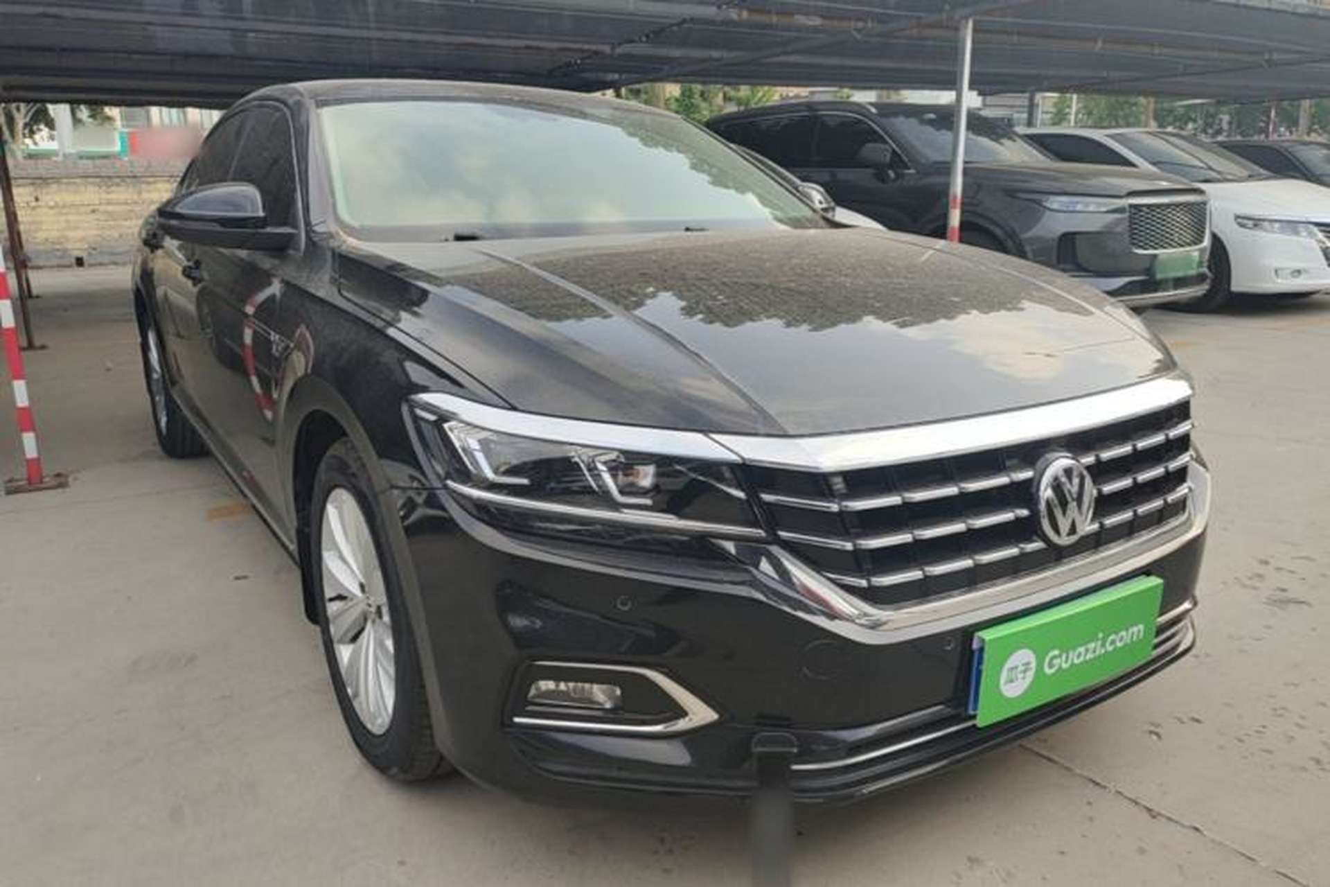 Used Volkswagen Passat 2019 330TSI Elite Edition China VI Front Right 45 Deg