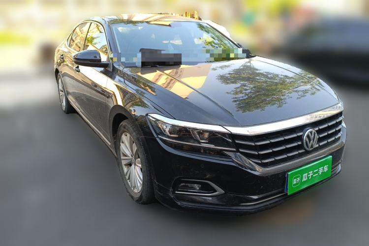 Used Volkswagen Passat 2019 330TSI Elite Edition China VI Front Right 45 Deg