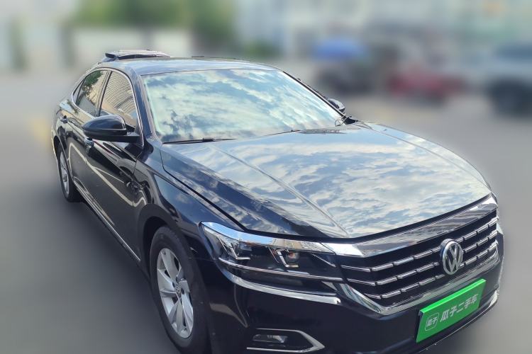 Used Volkswagen Passat 2019 280TSI Business Edition China VI Front Right 45 Deg