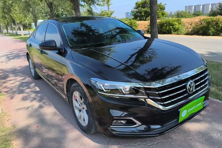Used Volkswagen Passat 2019 280TSI Business Edition China VI Front Right 45 Deg