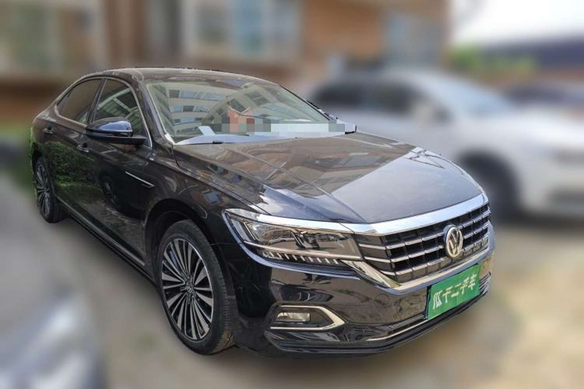Used Volkswagen Passat 2019 330TSI Luxury Edition China VI Standard Front Right 45 Deg