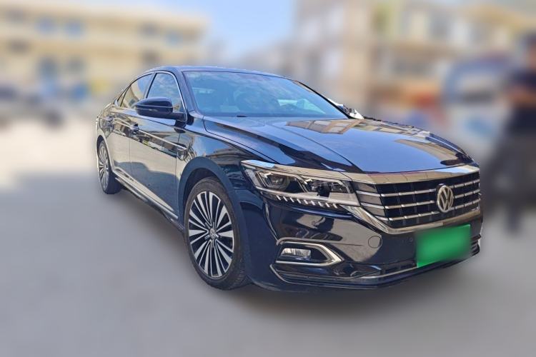 Used Volkswagen Passat 2019 330TSI Luxury Edition China V Standard Front Right 45 Deg
