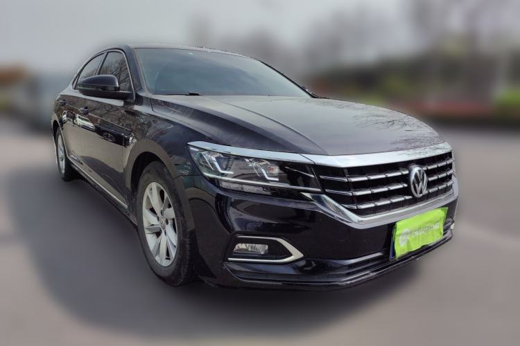 Used Volkswagen Passat 2019 280TSI Business Edition China VI Front Right 45 Deg