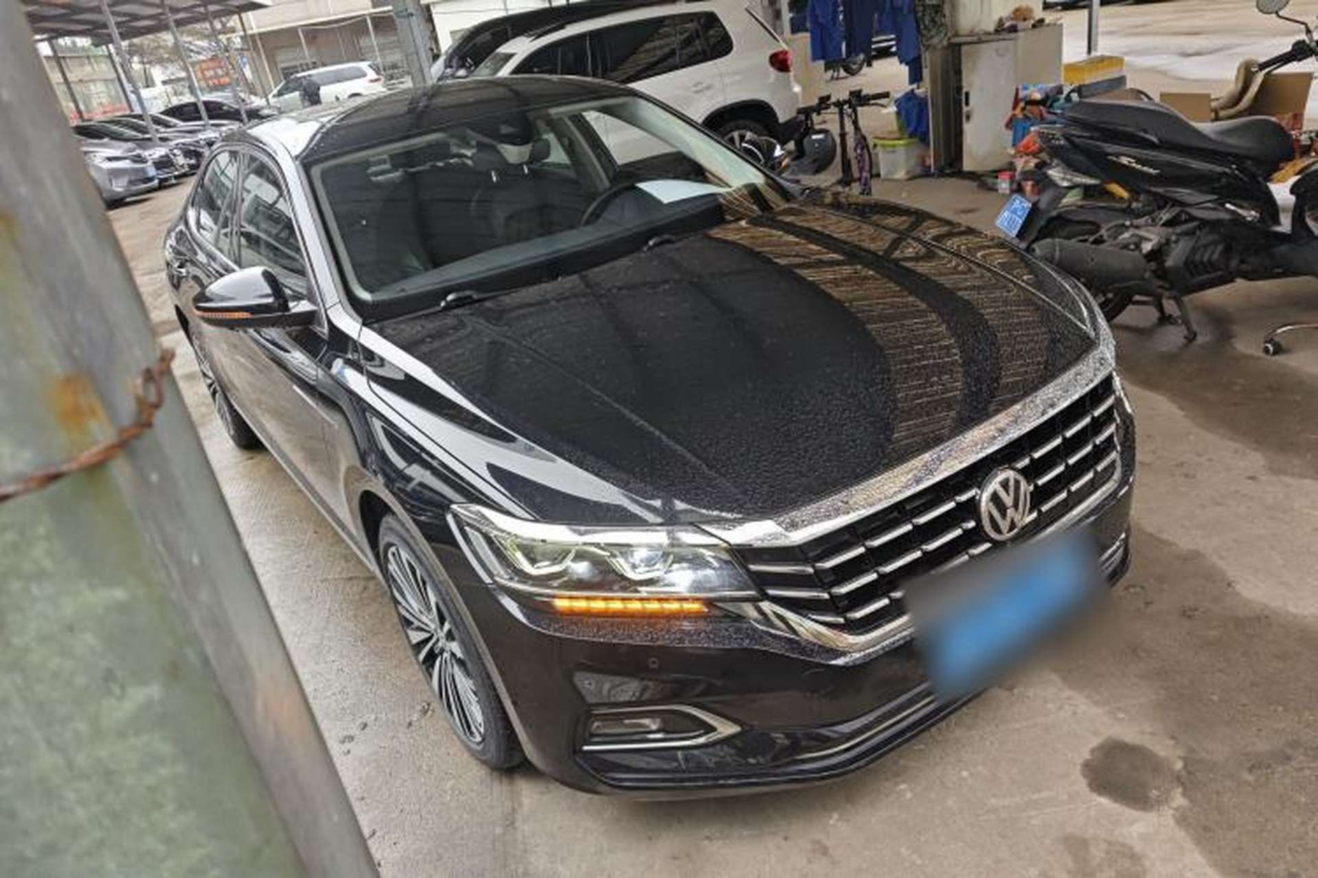 Used Volkswagen Passat 2019 330TSI Prestige Edition China VI Standard Front Right 45 Deg