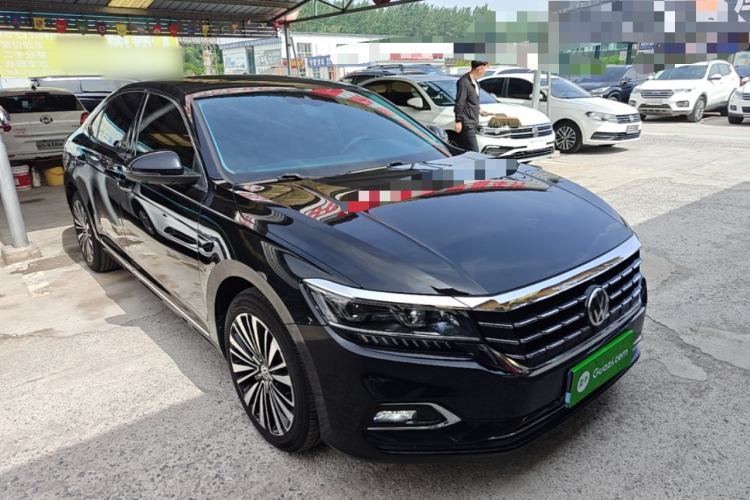 Used Volkswagen Passat 2019 330TSI Prestige Edition China V Standard Front Right 45 Deg