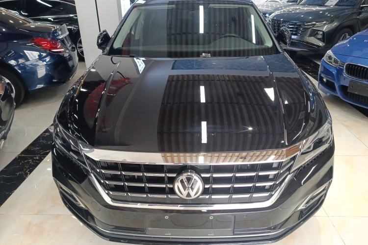 Used Volkswagen Passat 2019 330TSI Luxury Edition China VI Standard Front