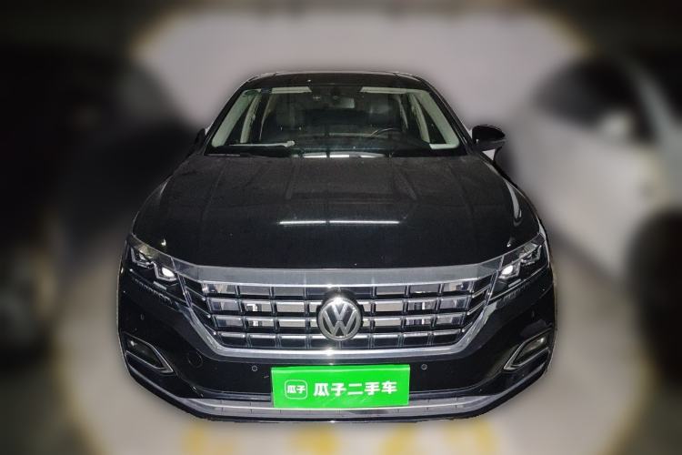 Used Volkswagen Passat 2019 330TSI Luxury Edition China VI Standard Front