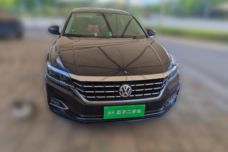 Used Volkswagen Passat 2019 330TSI Luxury Edition China VI Standard Front
