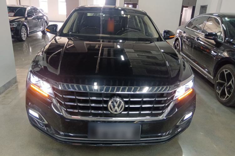 Used Volkswagen Passat 2019 380TSI Luxury Edition China VI Standard Front