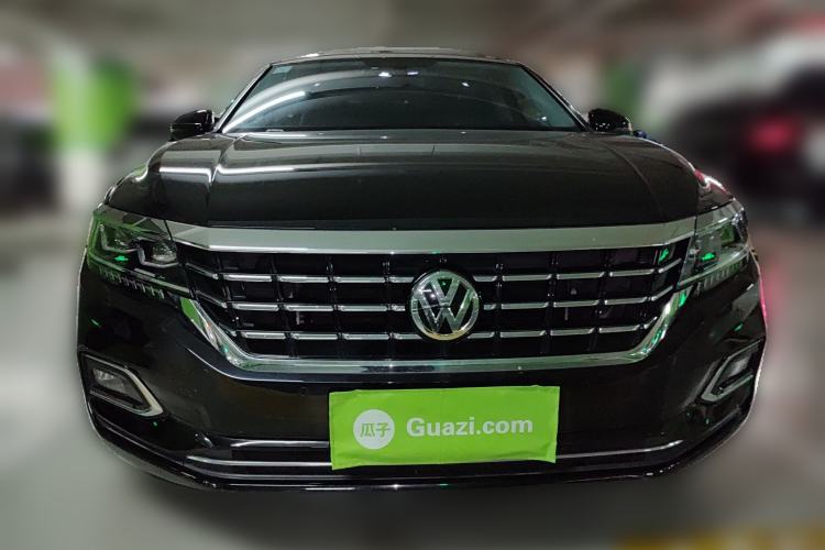 Used Volkswagen Passat 2019 330TSI Luxury Edition China VI Standard Front