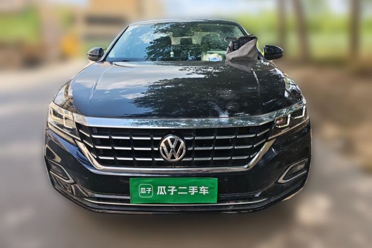Used Volkswagen Passat 2019 330TSI Elite Edition China VI Front