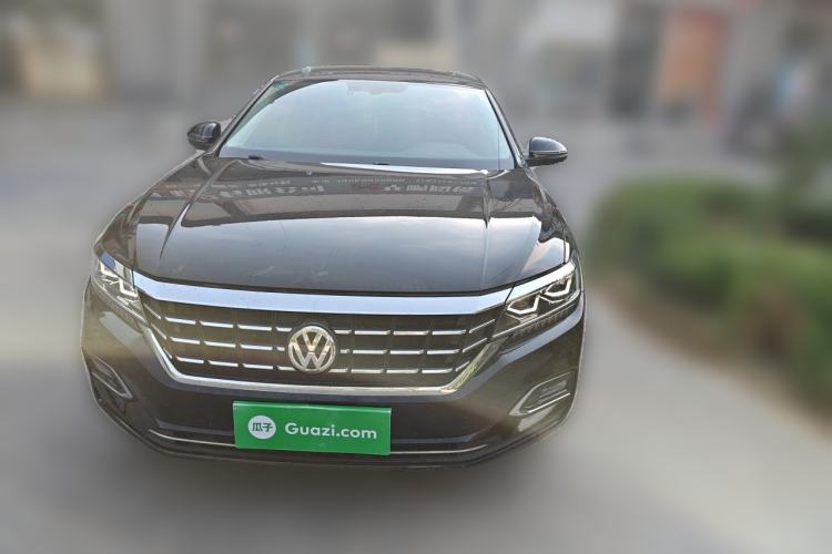 Used Volkswagen Passat 2019 330TSI Luxury Edition China VI Standard Front