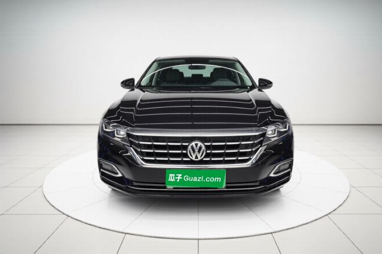 Used Volkswagen Passat 2019 330TSI Elite Edition China VI Front
