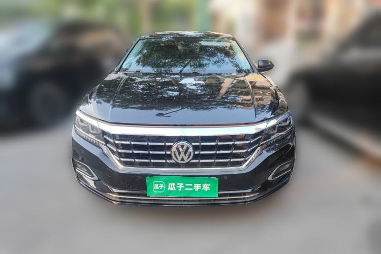 Used Volkswagen Passat 2019 330TSI Luxury Edition China VI Standard Front