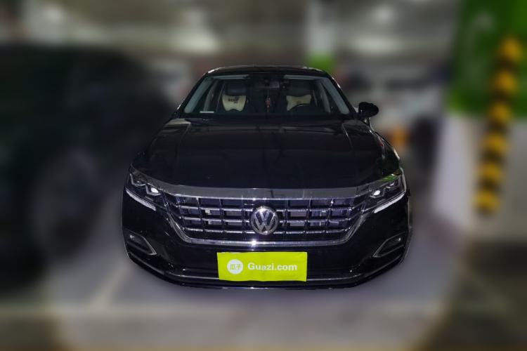 Used Volkswagen Passat 2019 330TSI Luxury Edition China VI Standard Front