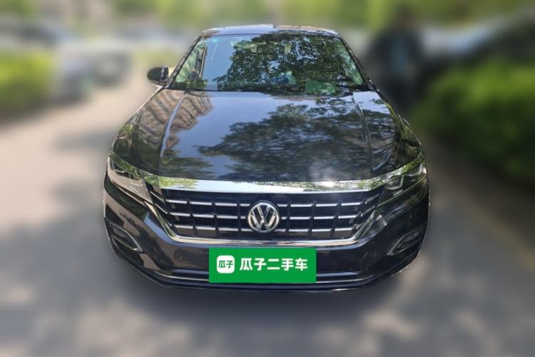Used Volkswagen Passat 2019 330TSI Elite Edition China VI Front
