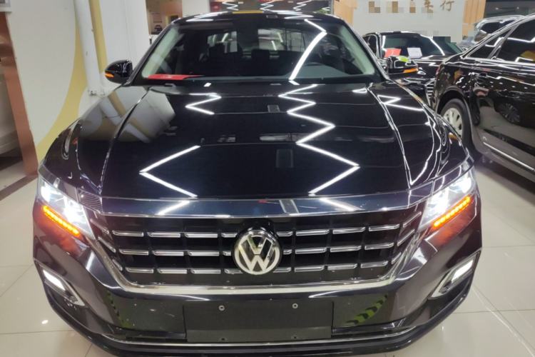 Used Volkswagen Passat 2019 330TSI Luxury Edition China VI Standard Front