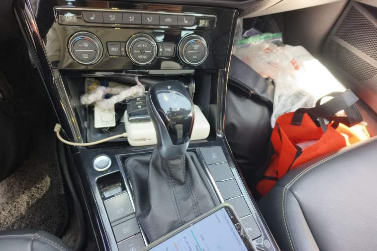 Used Volkswagen Passat 2019 330TSI Elite Edition China VI Gear Lever