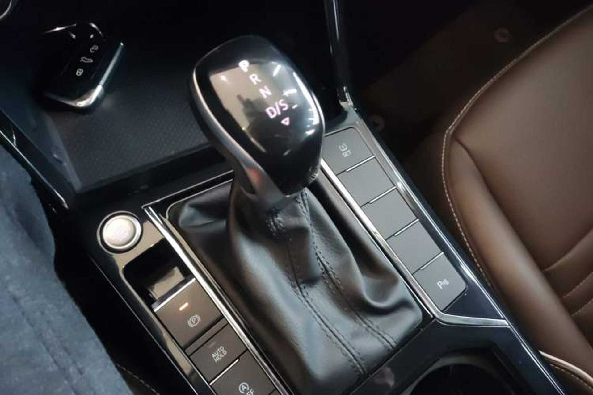 Used Volkswagen Passat 2019 330TSI Elite Edition China V Standard Gear Lever