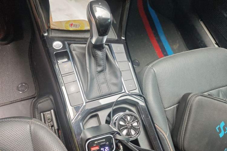 Used Volkswagen Passat 2019 330TSI Luxury Edition China V Standard Gear Lever