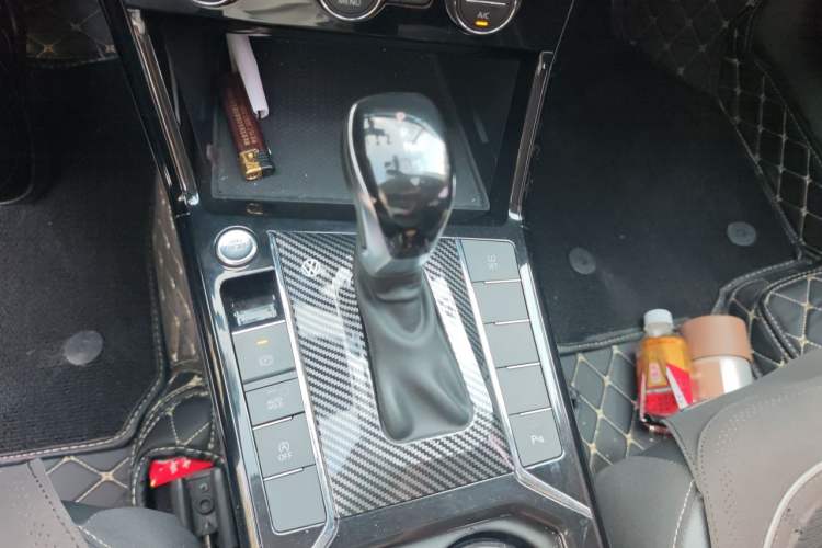 Used Volkswagen Passat 2019 330TSI Elite Edition China V Standard Gear Lever