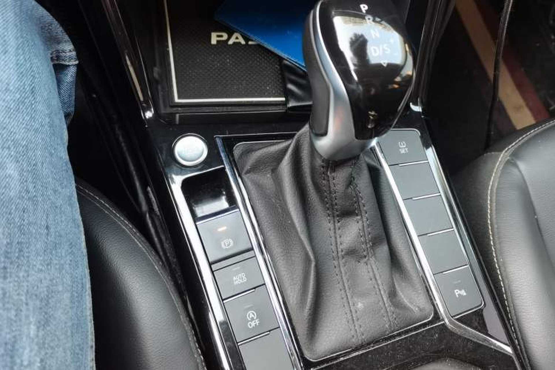 Used Volkswagen Passat 2019 330TSI Elite Edition China V Standard Gear Lever