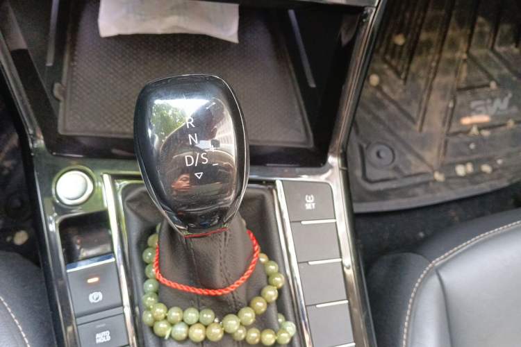 Used Volkswagen Passat 2019 330TSI Elite Edition China VI Gear Lever