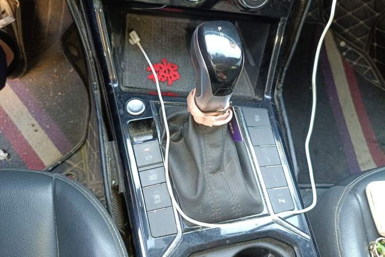 Used Volkswagen Passat 2019 330TSI Elite Edition China VI Gear Lever