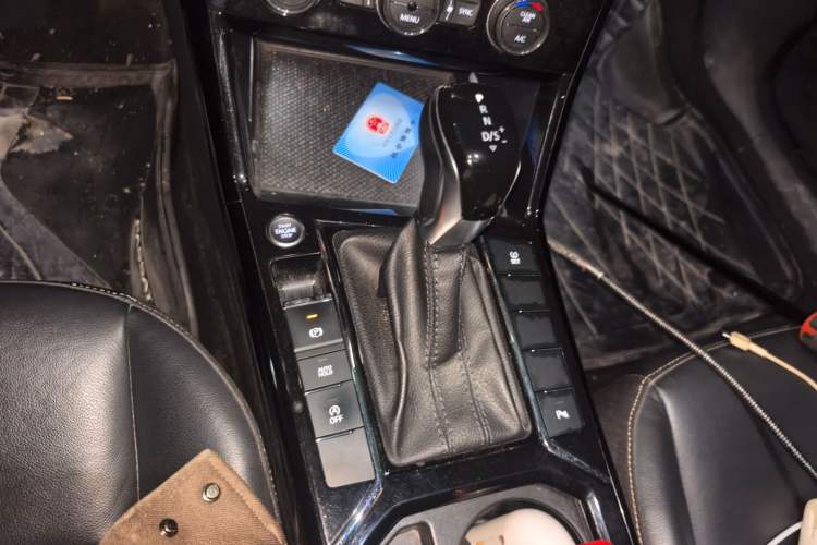 Used Volkswagen Passat 2019 330TSI Elite Edition China V Standard Gear Lever