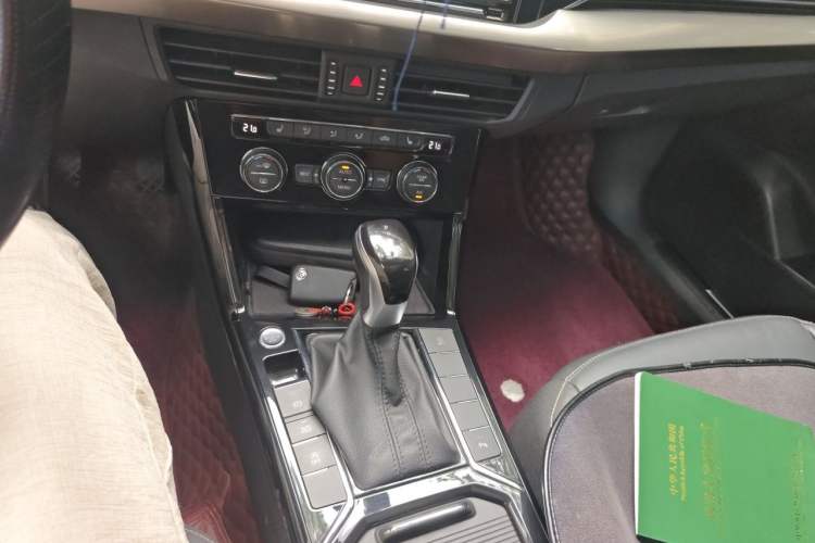 Used Volkswagen Passat 2019 330TSI Elite Edition China V Standard Gear Lever