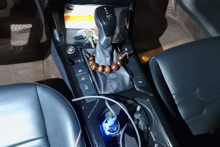 Used Volkswagen Passat 2019 330TSI Elite Edition China V Standard Gear Lever