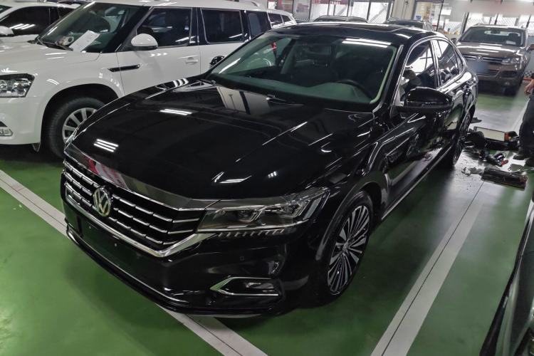 Used Volkswagen Passat 2019 330TSI Luxury Edition China V Standard Guazi used car, China used car export, Used car for sale, Used  cars, Cheapest cars for sale