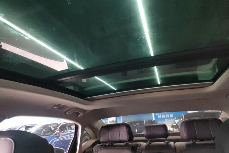 Used Volkswagen Passat 2019 330TSI Luxury Edition China VI Standard Headliner