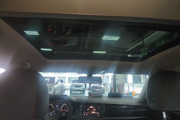 Used Volkswagen Passat 2019 330TSI Elite Edition China V Standard Headliner