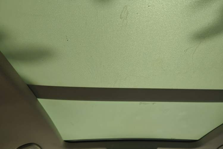 Used Volkswagen Passat 2019 330TSI Luxury Edition China VI Standard Headliner