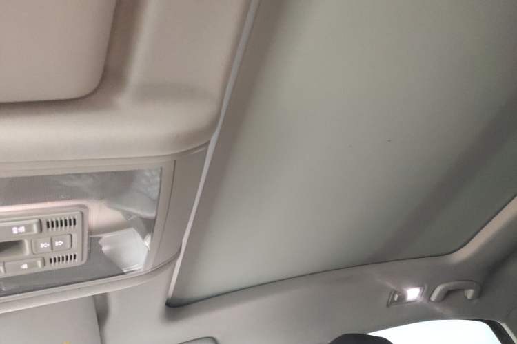 Used Volkswagen Passat 2019 330TSI Luxury Edition China VI Standard Headliner