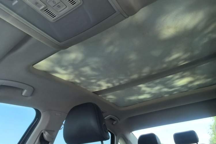 Used Volkswagen Passat 2019 330TSI Elite Edition China VI Headliner
