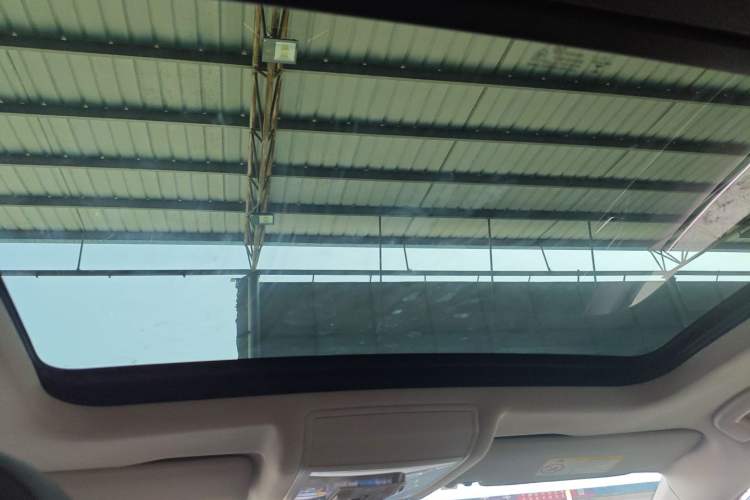 Used Volkswagen Passat 2019 330TSI Elite Edition China VI Headliner