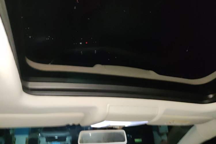 Used Volkswagen Passat 2019 330TSI Luxury Edition China VI Standard Headliner