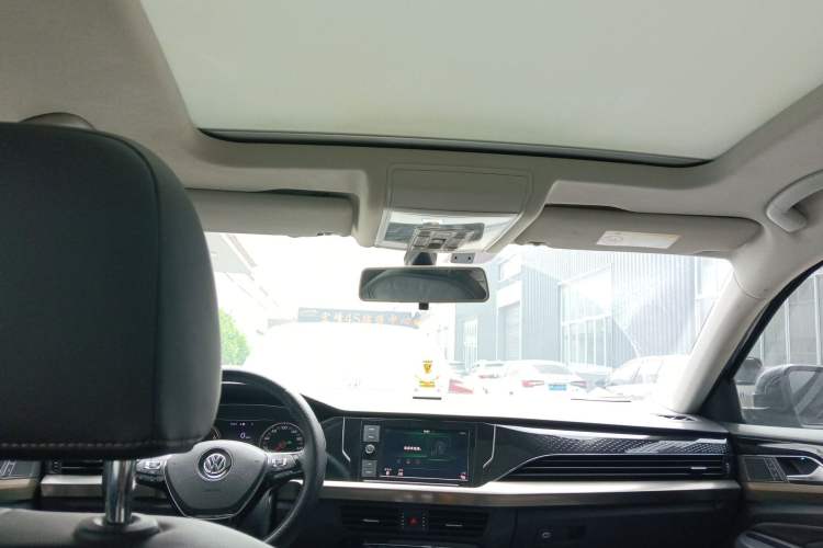 Used Volkswagen Passat 2019 330TSI Elite Edition China V Standard Headliner