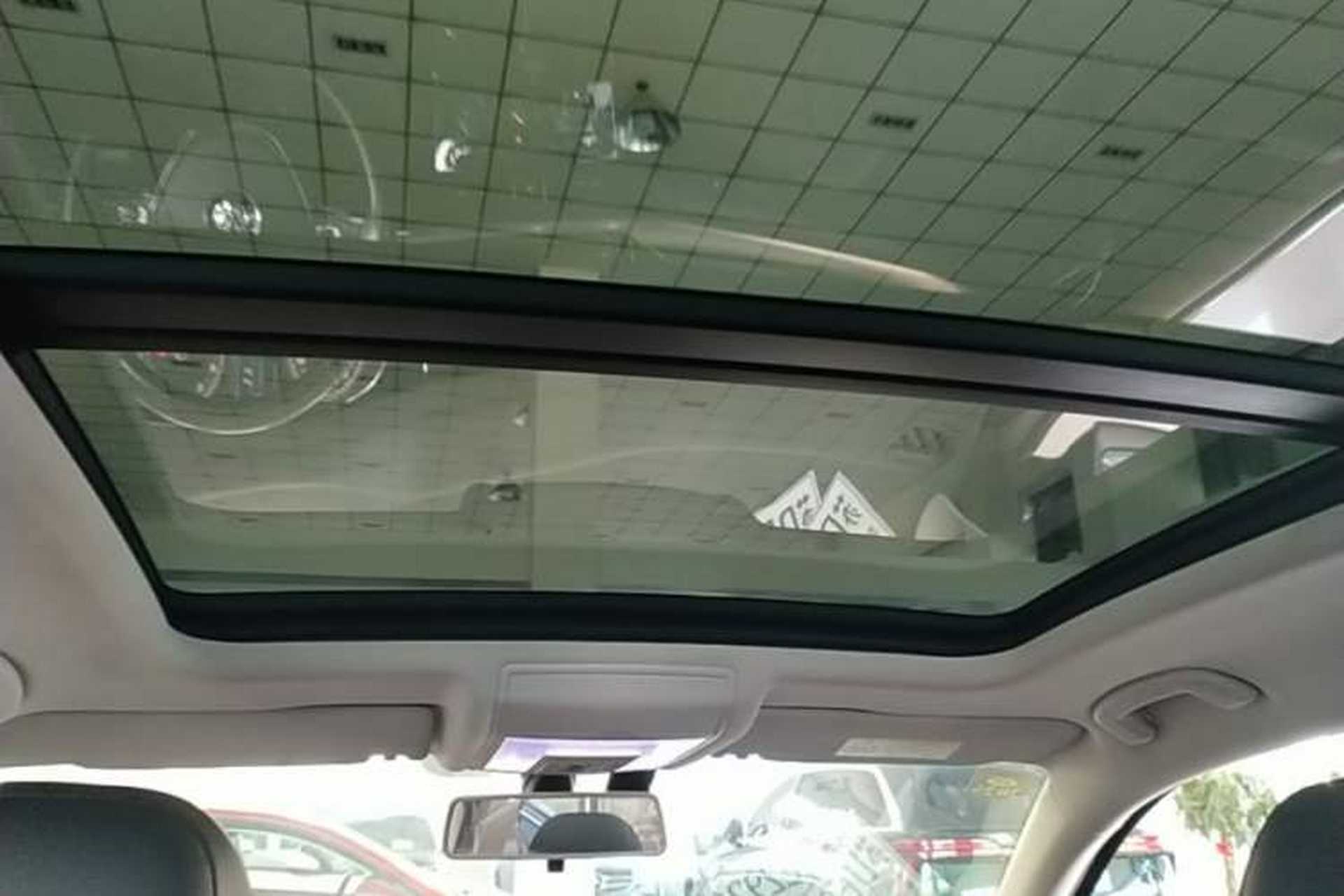 Used Volkswagen Passat 2019 330TSI Elite Edition China VI Headliner