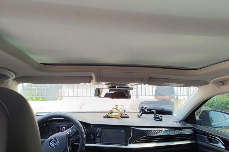 Used Volkswagen Passat 2019 330TSI Elite Edition China V Standard Headliner
