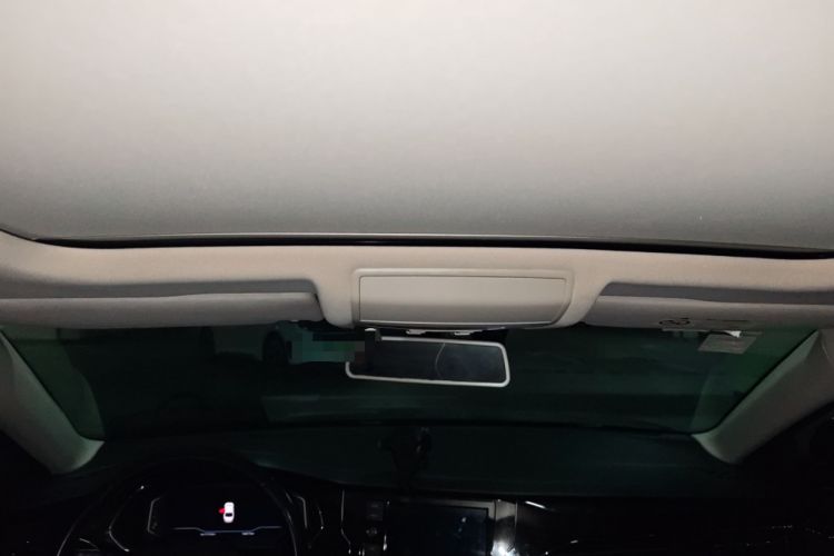Used Volkswagen Passat 2019 330TSI Luxury Edition China VI Standard Headliner